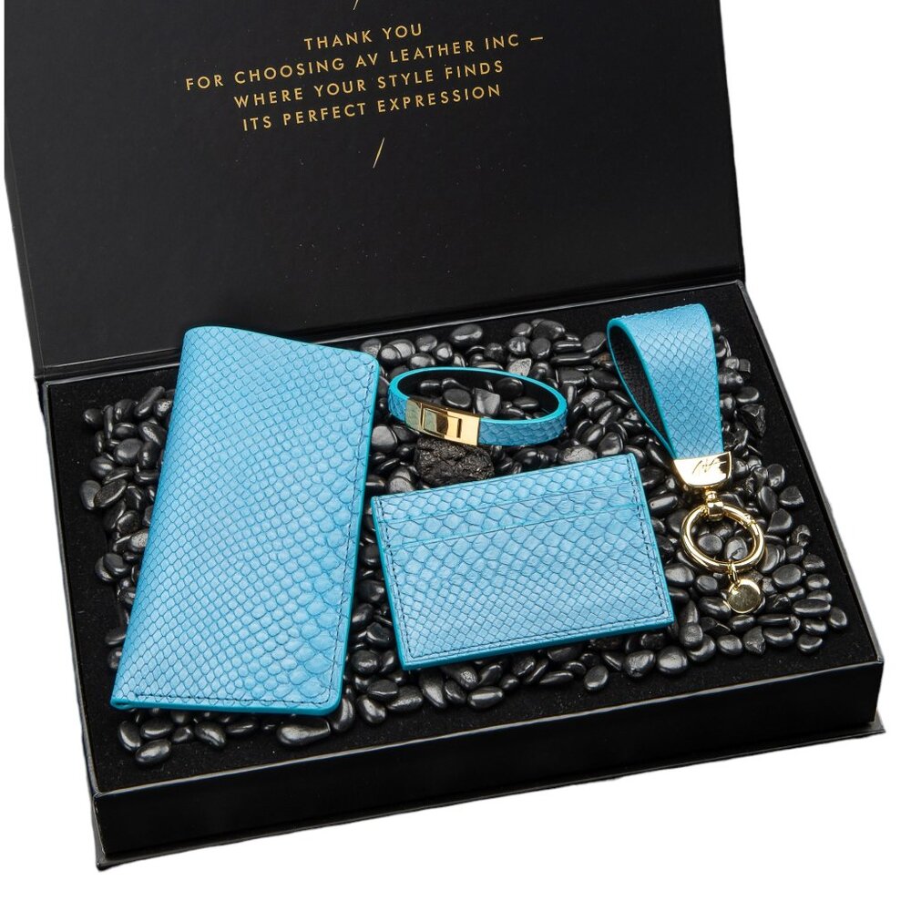 Exclusive Python Leather Gift Set – Premium Feel - Aqua Color